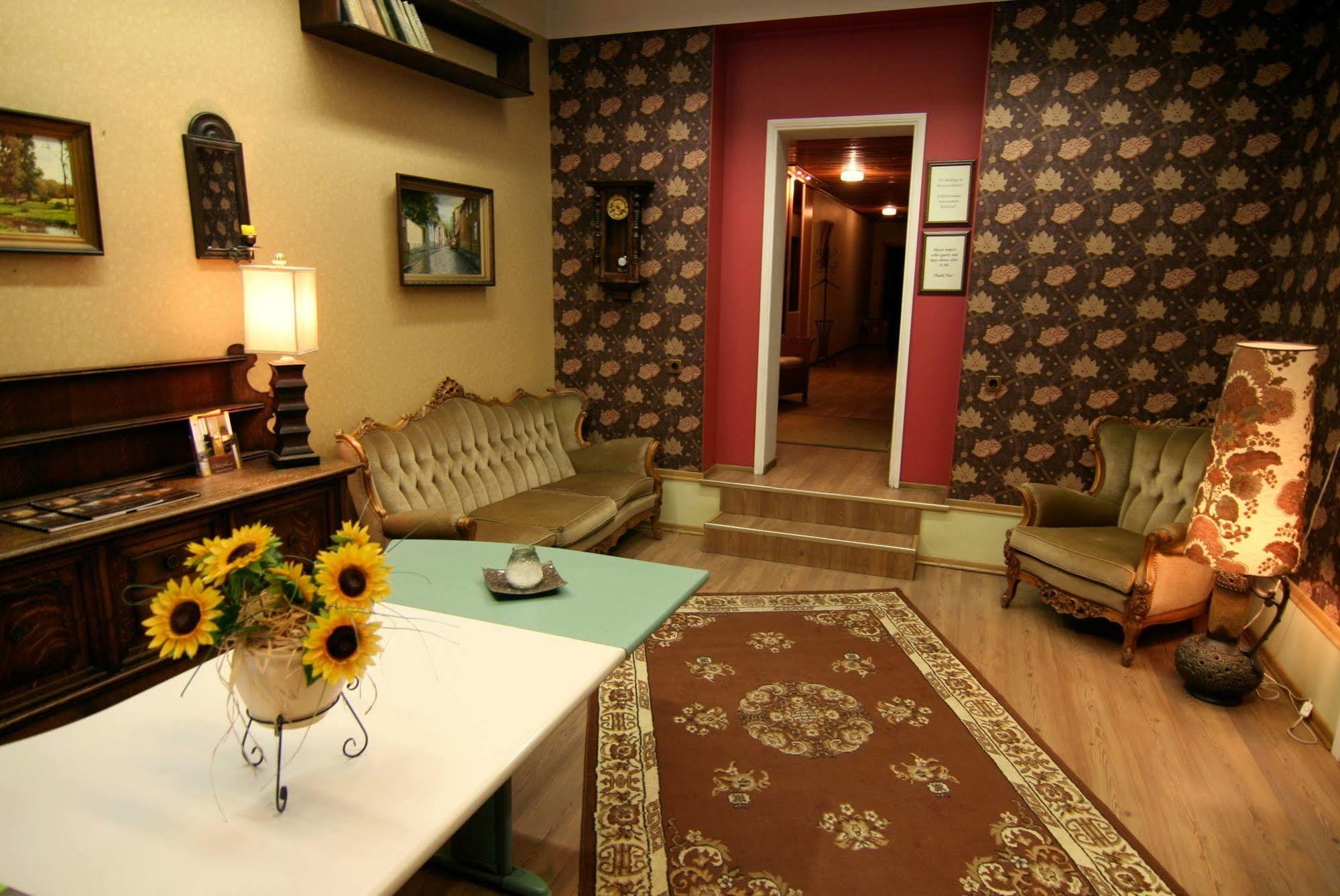 Oldhouse Hostel 塔林 外观 照片